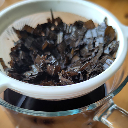 Abfilterung Spitzwegerichelixier